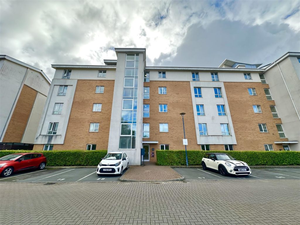 Overstone Court, Cardiff Bay, CF10 5NT