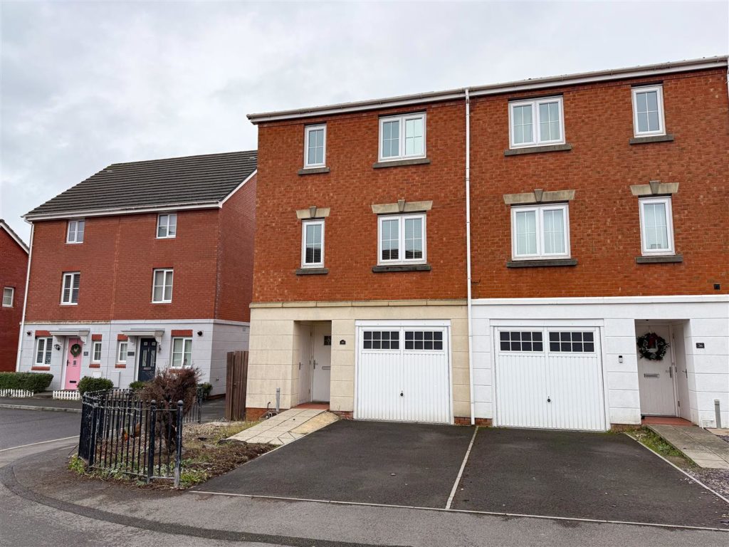 Watkins Square, Llanishen, CF14 5EQ